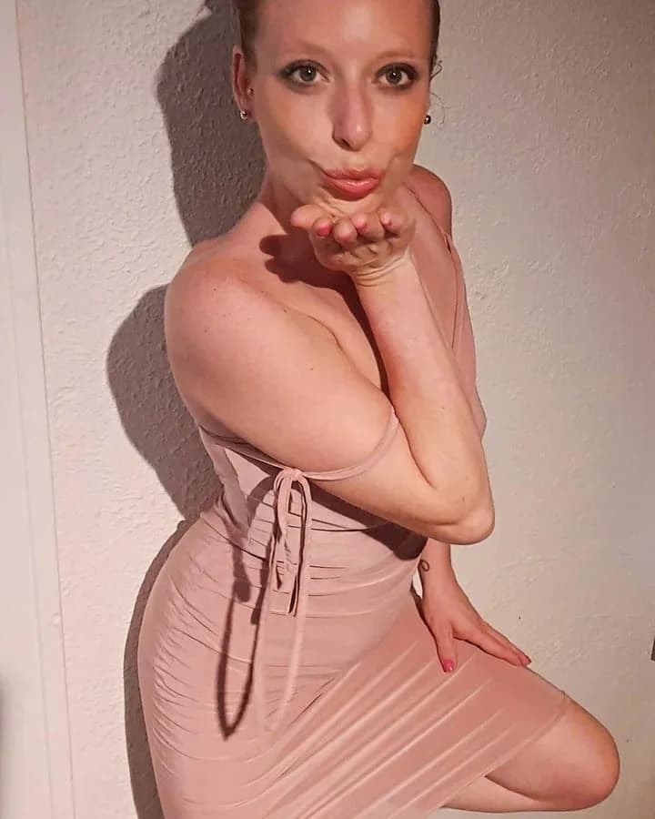 Ladyjofficial